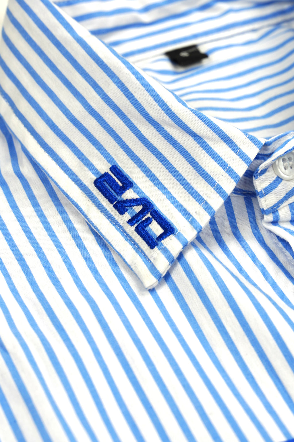 LA CAMISA DE ADRI